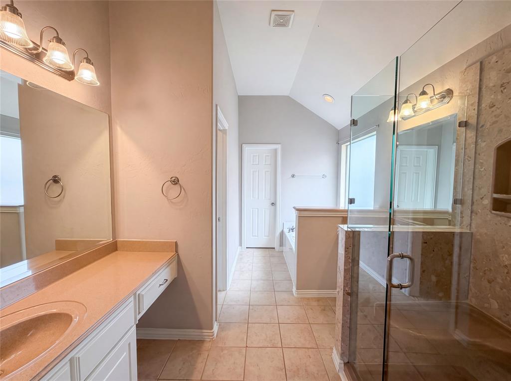 10330 Sandbar Drive Property Photo 16