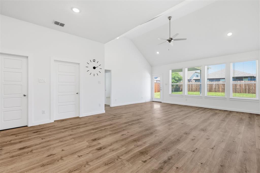 2412 Sagamore Street Property Photo 6