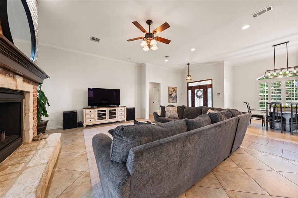 175 Winding Trail Property Photo 8