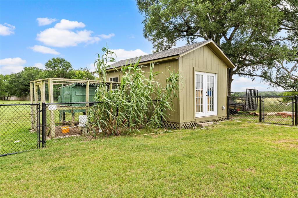 175 Winding Trail Property Photo 30