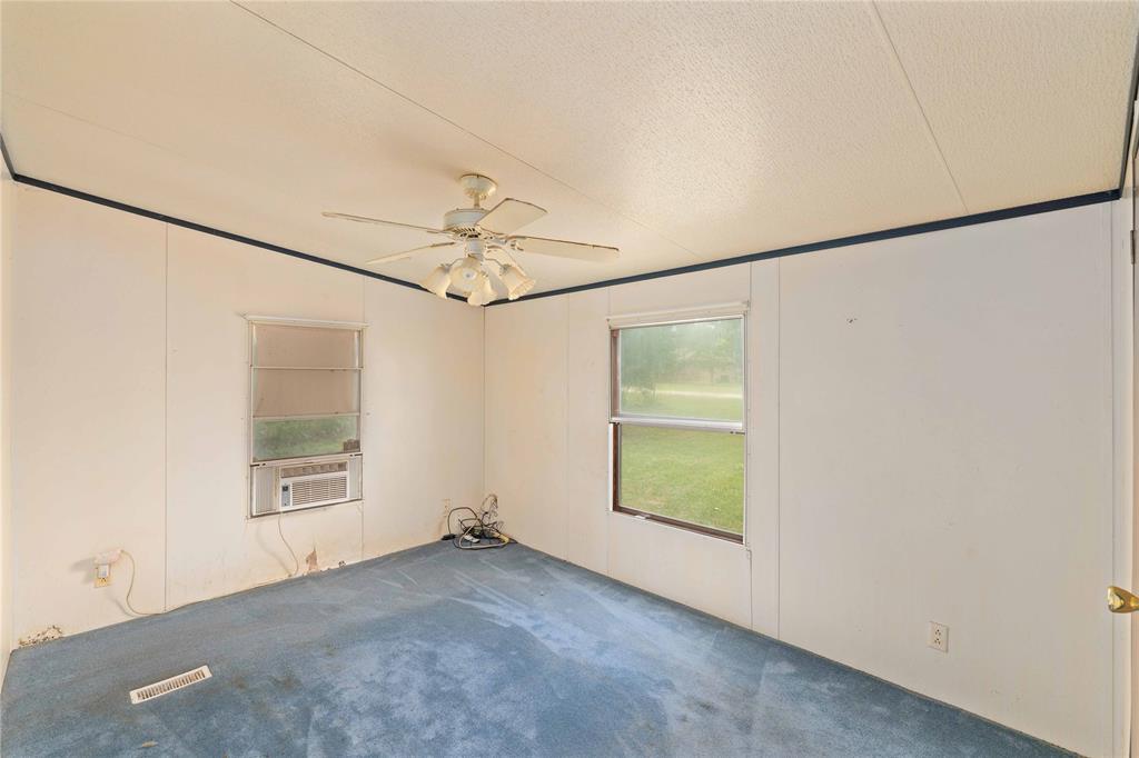 210 7th Street Property Photo 14