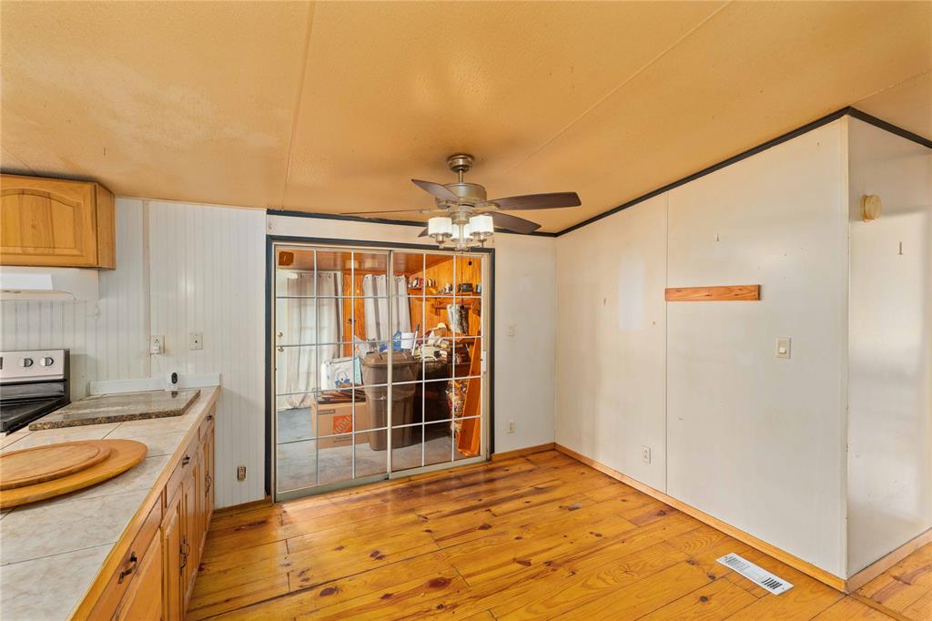 210 7th Street Property Photo 19