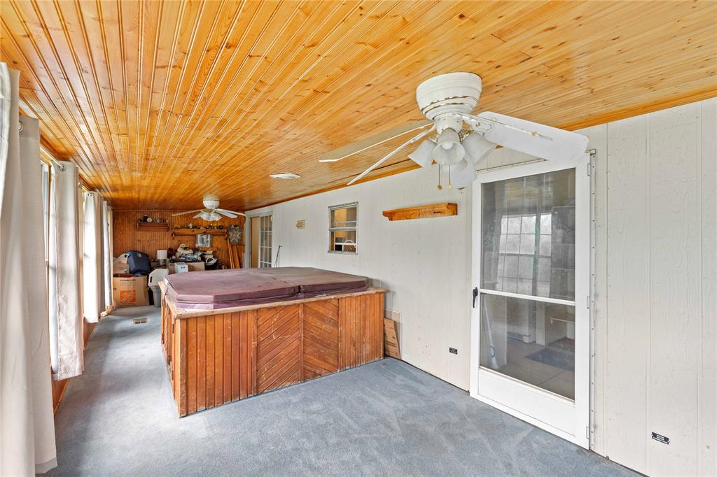 210 7th Street Property Photo 21