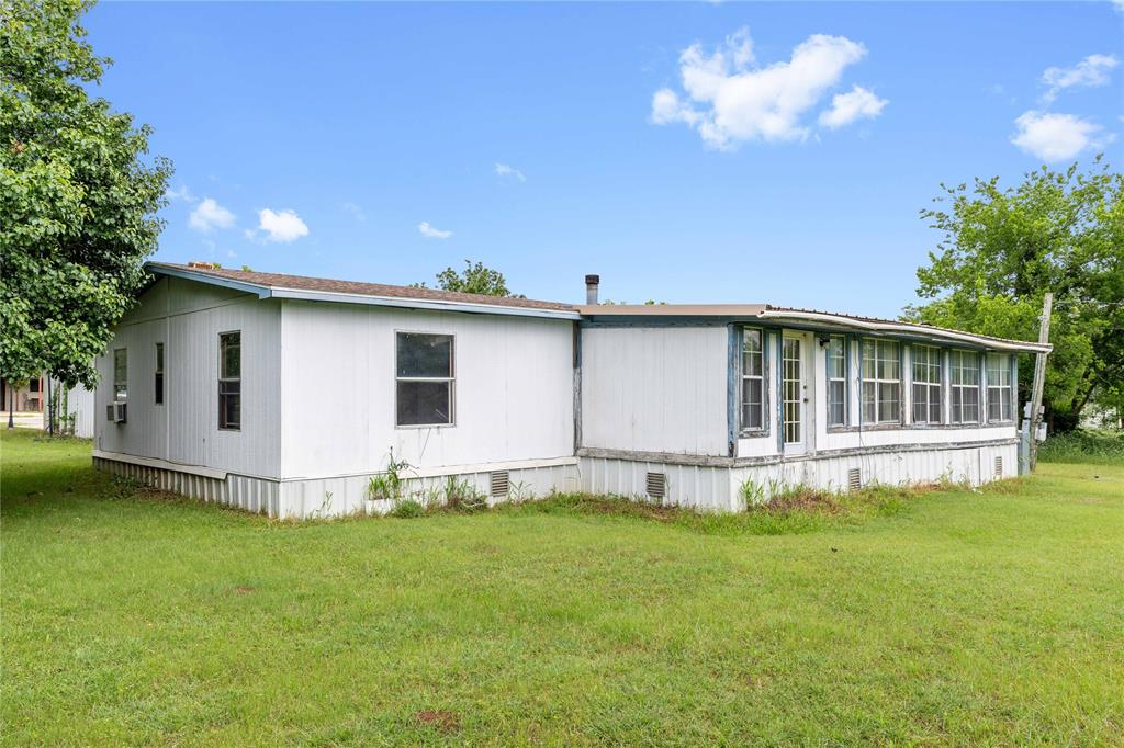 210 7th Street Property Photo 23