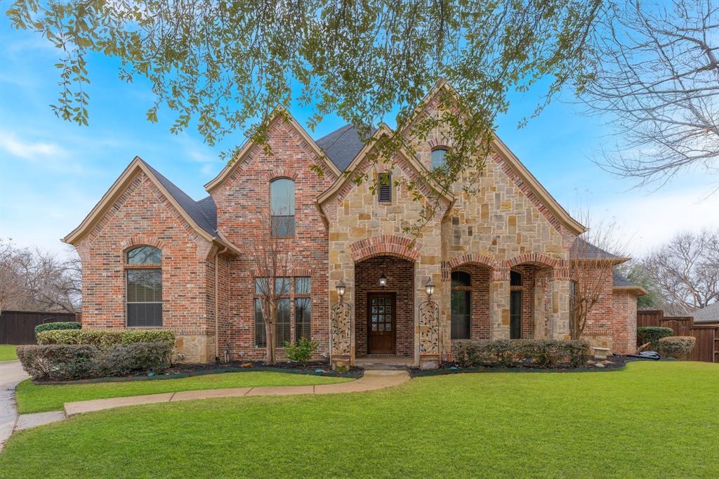 109 Meadowlands Drive Property Photo 1