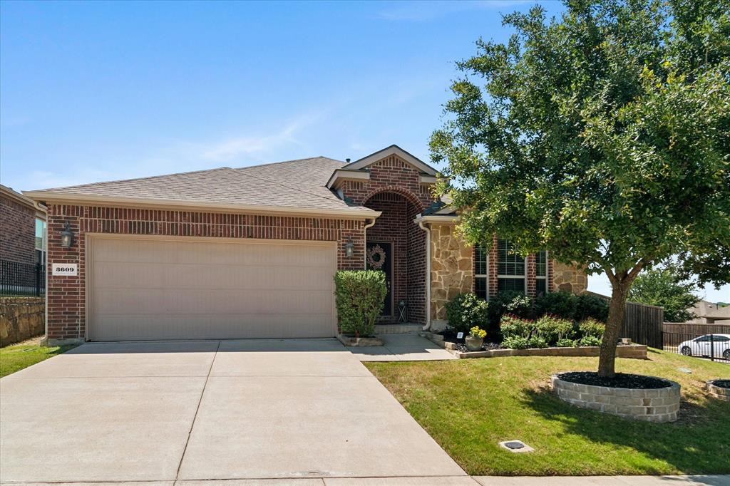 3609 Bastrop Street Property Photo 2