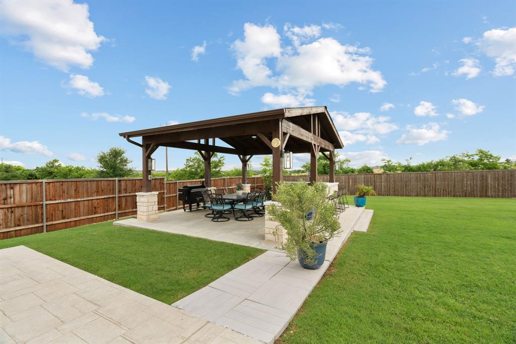 11416 Hickory Falls Drive Property Photo 6