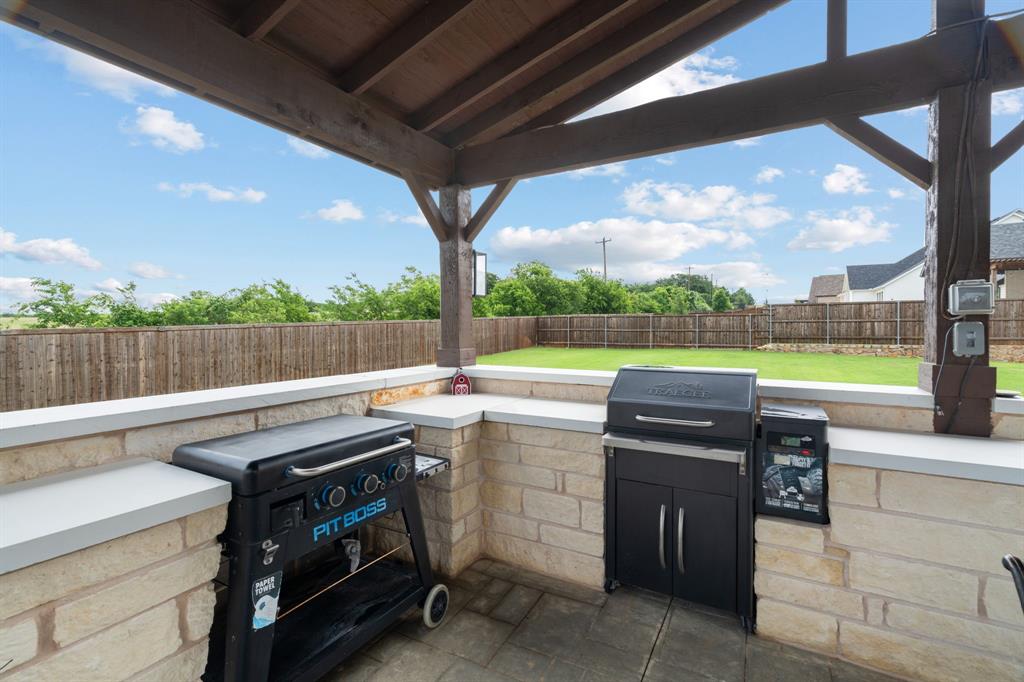 11416 Hickory Falls Drive Property Photo 9