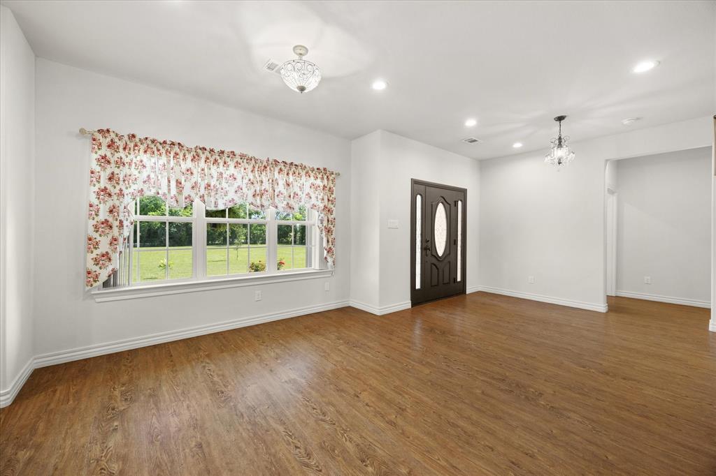 1610 County Road 2712 Property Photo 14