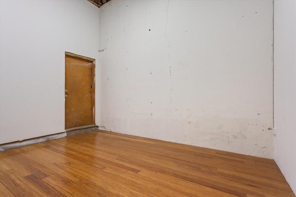 125 N Pecan Street Property Photo 18