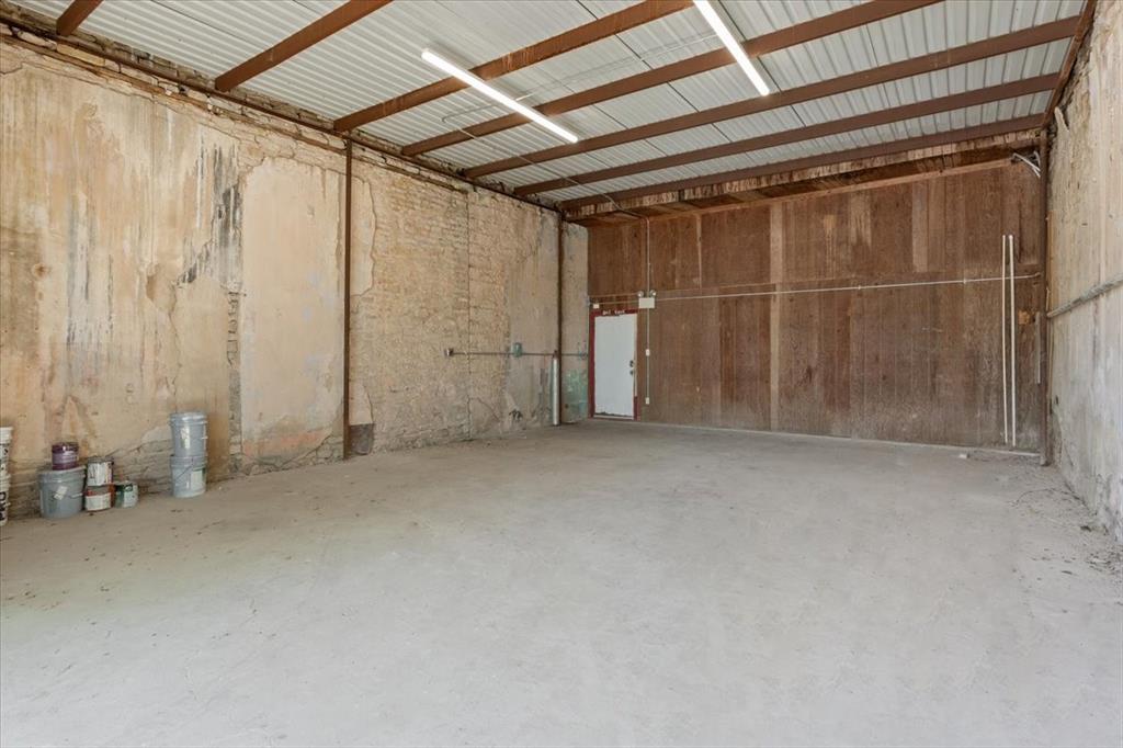 125 N Pecan Street Property Photo 21