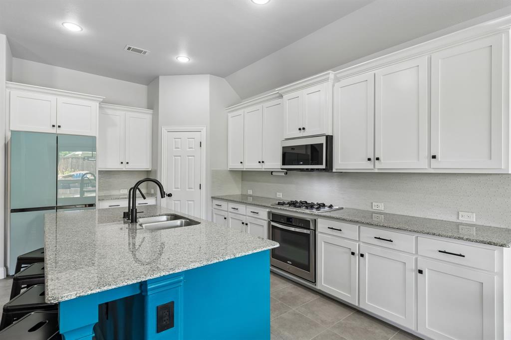 3012 Leesa Drive Property Photo 13