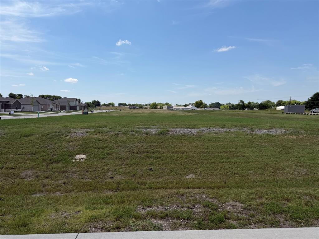 102 Nokota Drive Property Photo 1