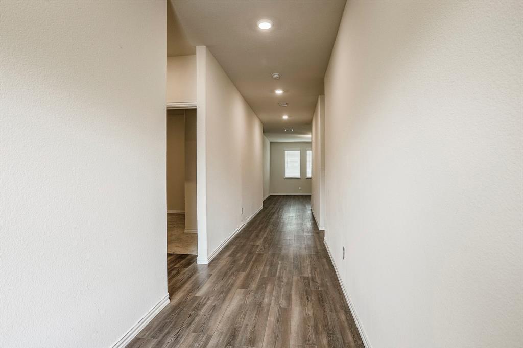 652 Ridgeback Trail Property Photo 4
