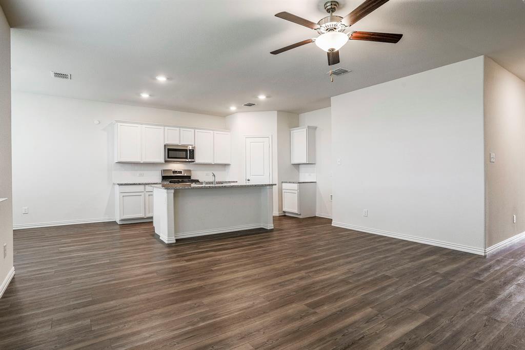 652 Ridgeback Trail Property Photo 7