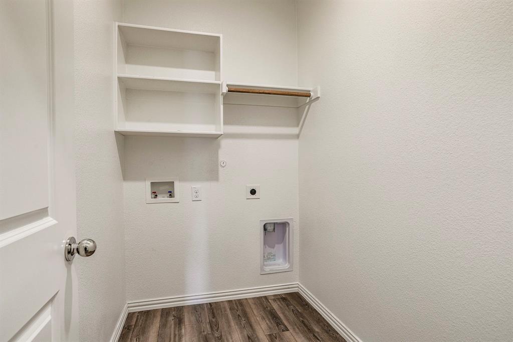 652 Ridgeback Trail Property Photo 12