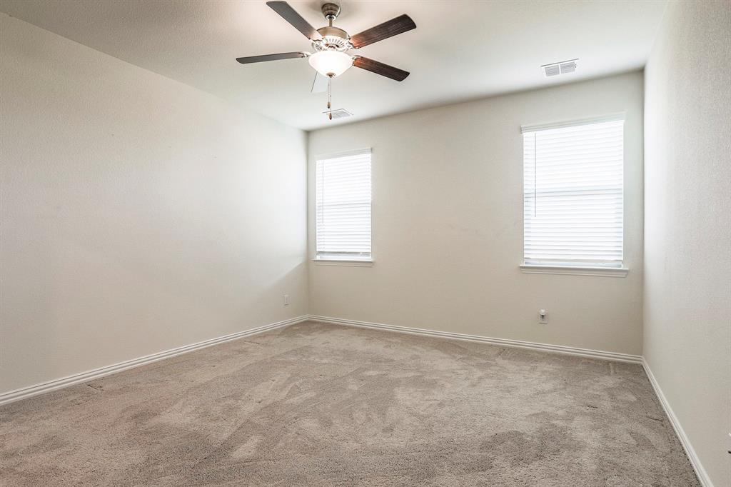652 Ridgeback Trail Property Photo 13