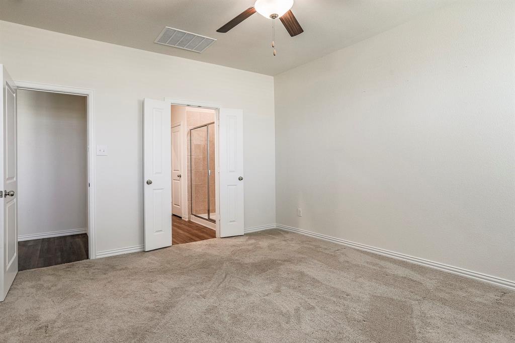 652 Ridgeback Trail Property Photo 14