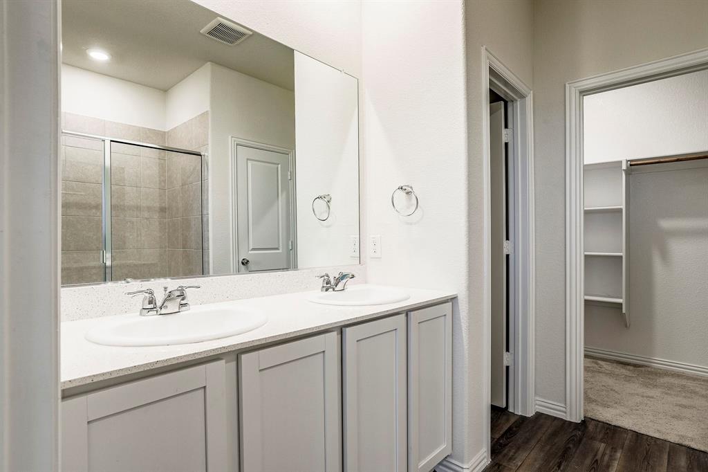 652 Ridgeback Trail Property Photo 15