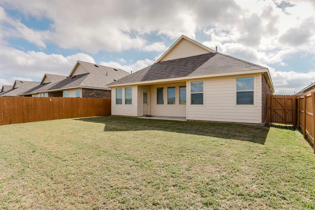652 Ridgeback Trail Property Photo 18