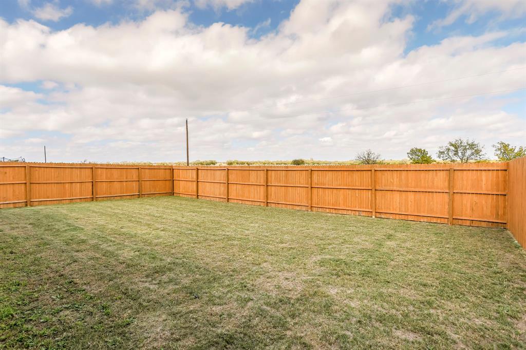 652 Ridgeback Trail Property Photo 19