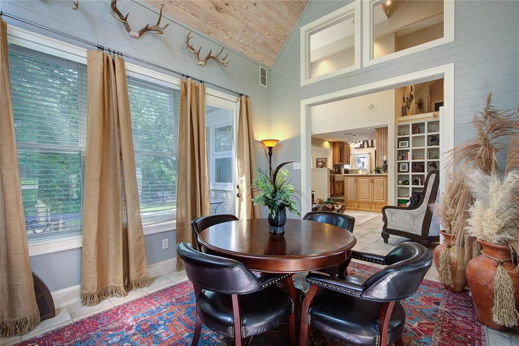 2 Jennifer Lane Property Photo 15