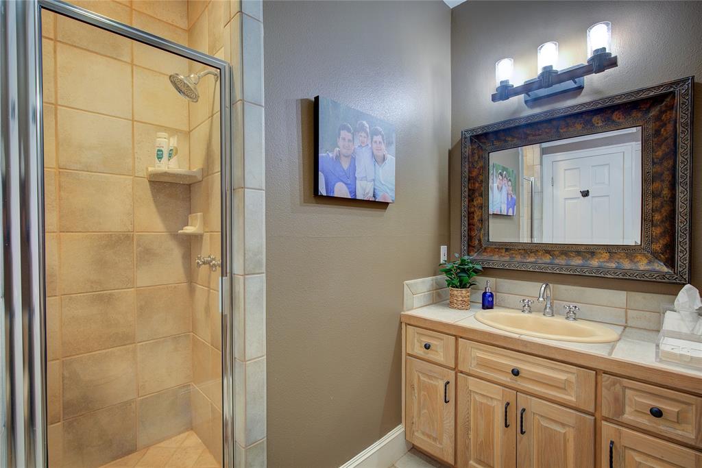 2 Jennifer Lane Property Photo 24