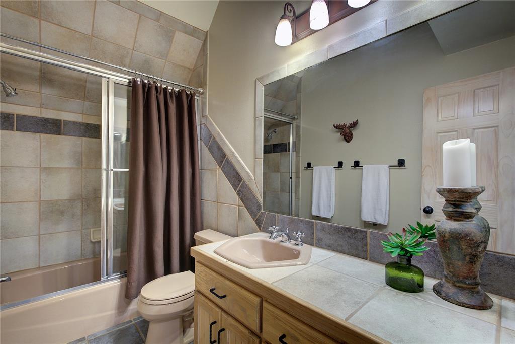 2 Jennifer Lane Property Photo 34