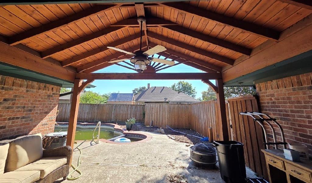 2720 Crow Valley Trail Property Photo 10
