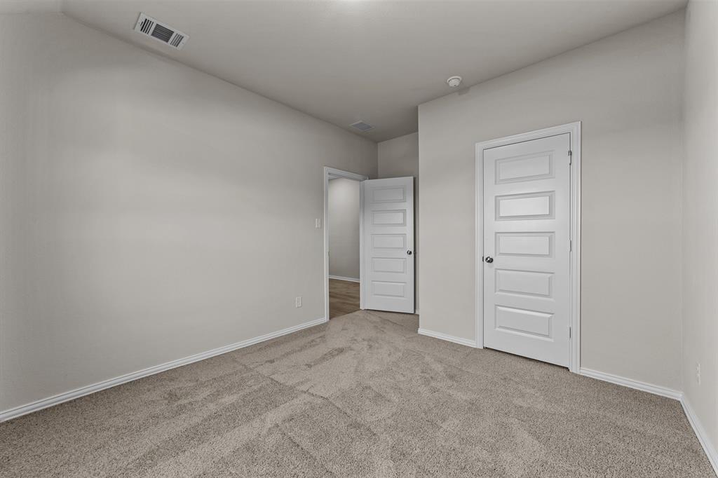 610 Stone Hollow Drive Property Photo 10