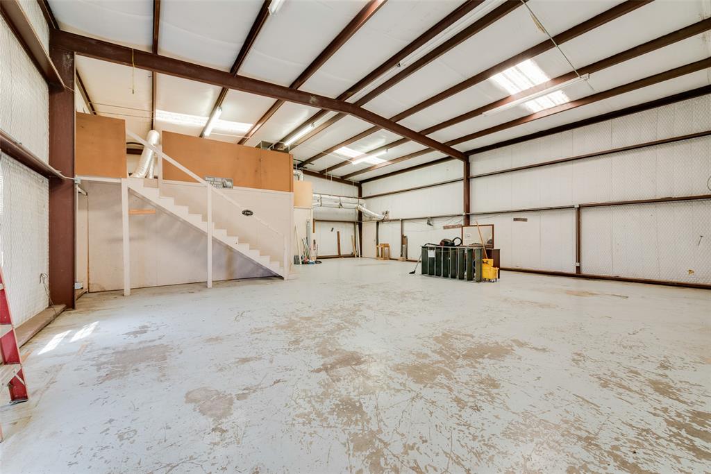 9913 Fm 740 Property Photo 8
