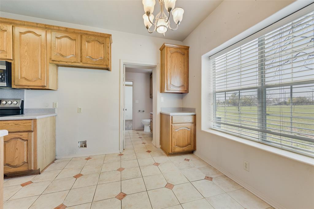 9913 Fm 740 Property Photo 13