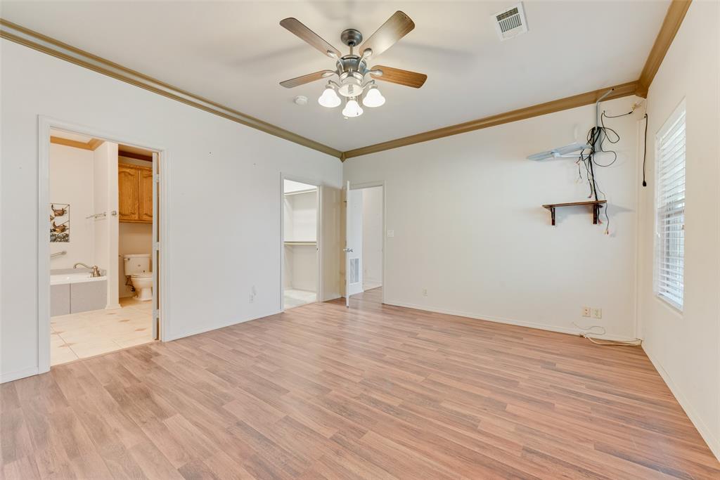 9913 Fm 740 Property Photo 23