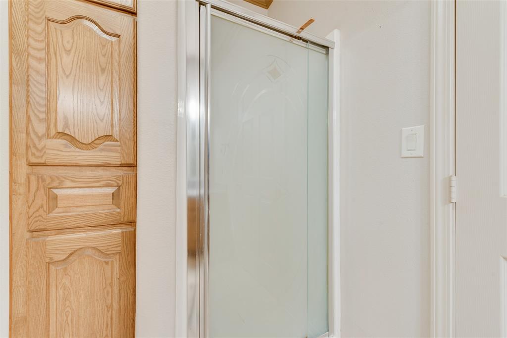 9913 Fm 740 Property Photo 26