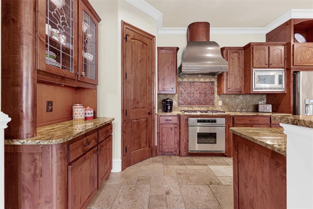 6921 Mediterranean Drive Property Photo 11