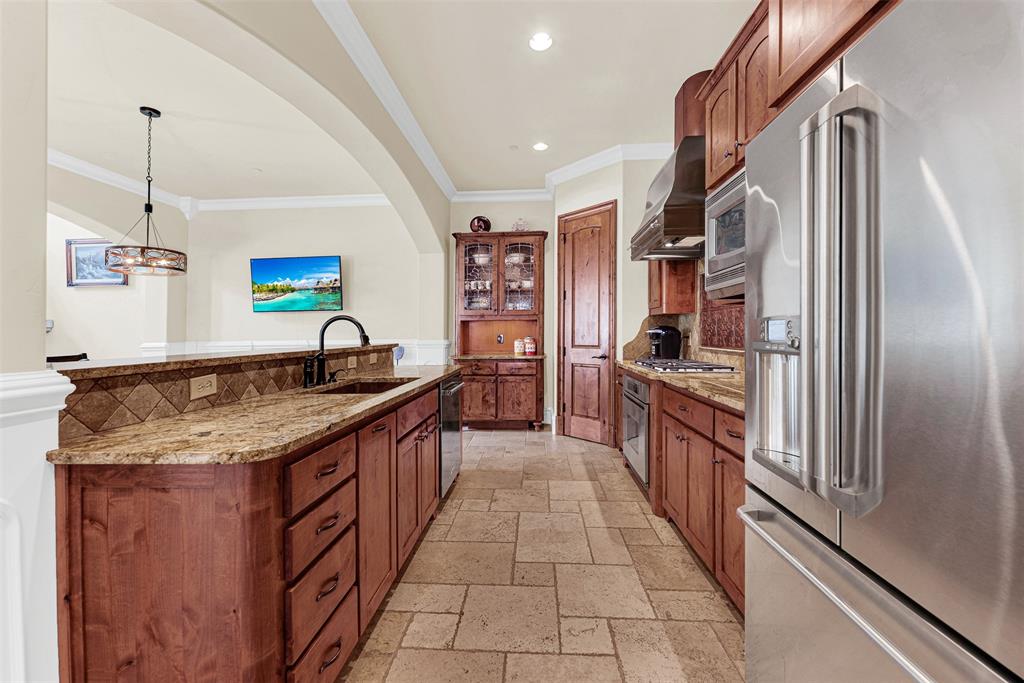 6921 Mediterranean Drive Property Photo 13