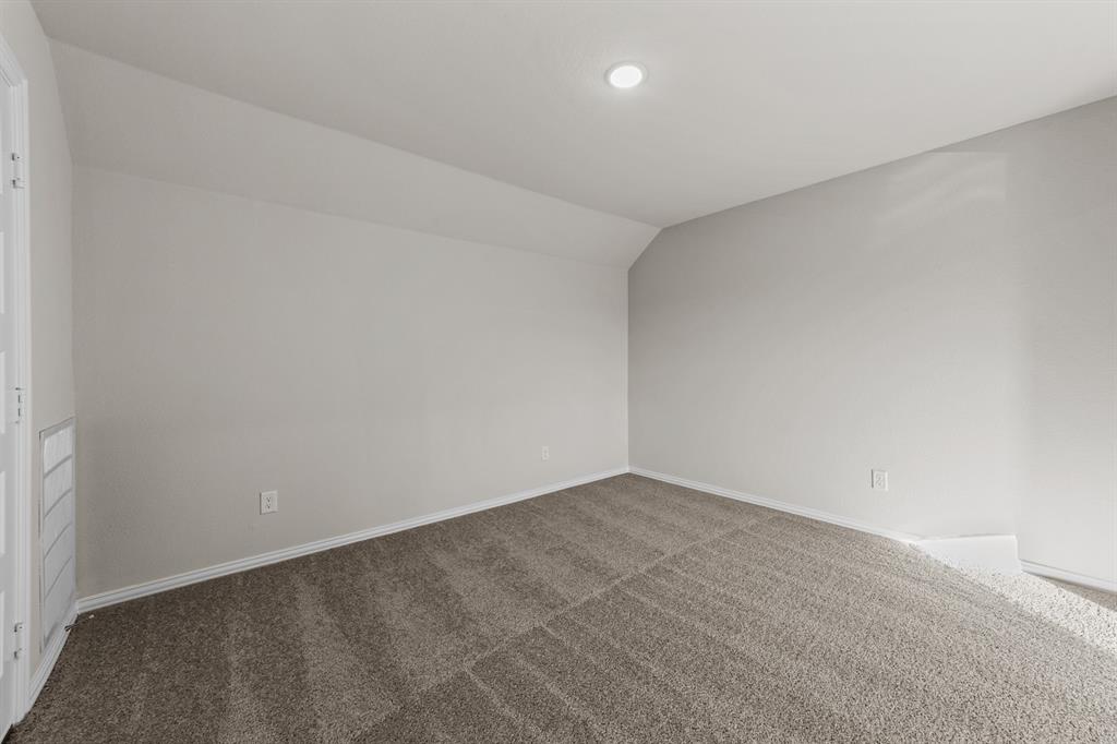 615 Forest Haven Drive Property Photo 5