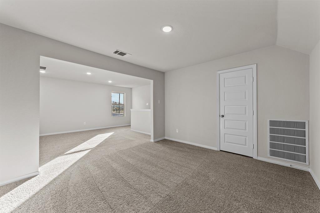 615 Forest Haven Drive Property Photo 6