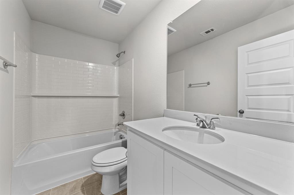 615 Forest Haven Drive Property Photo 7
