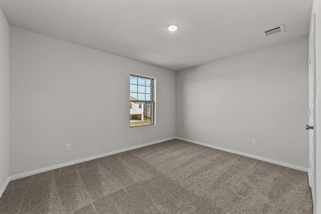 615 Forest Haven Drive Property Photo 8