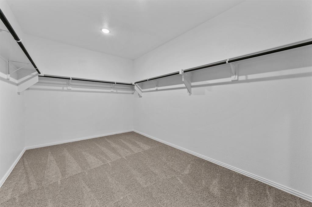 615 Forest Haven Drive Property Photo 23