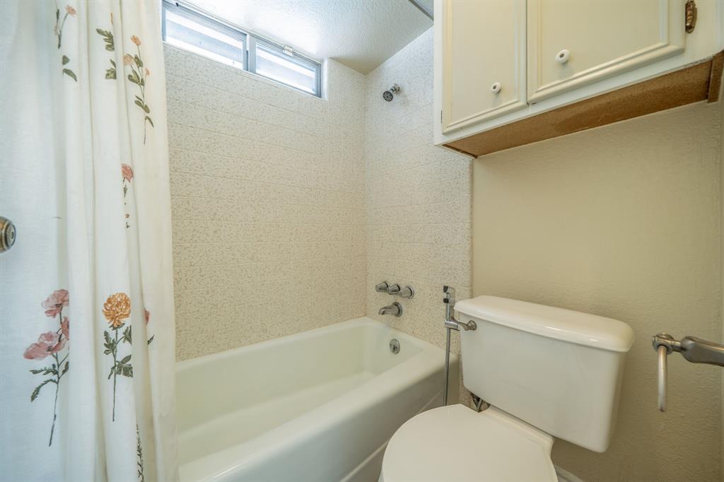 1605 Brighton Drive Property Photo 19