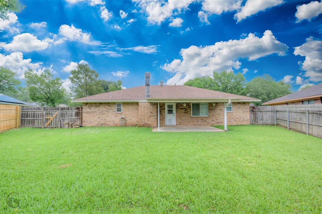 9248 Dawn Ridge Drive Property Photo 2