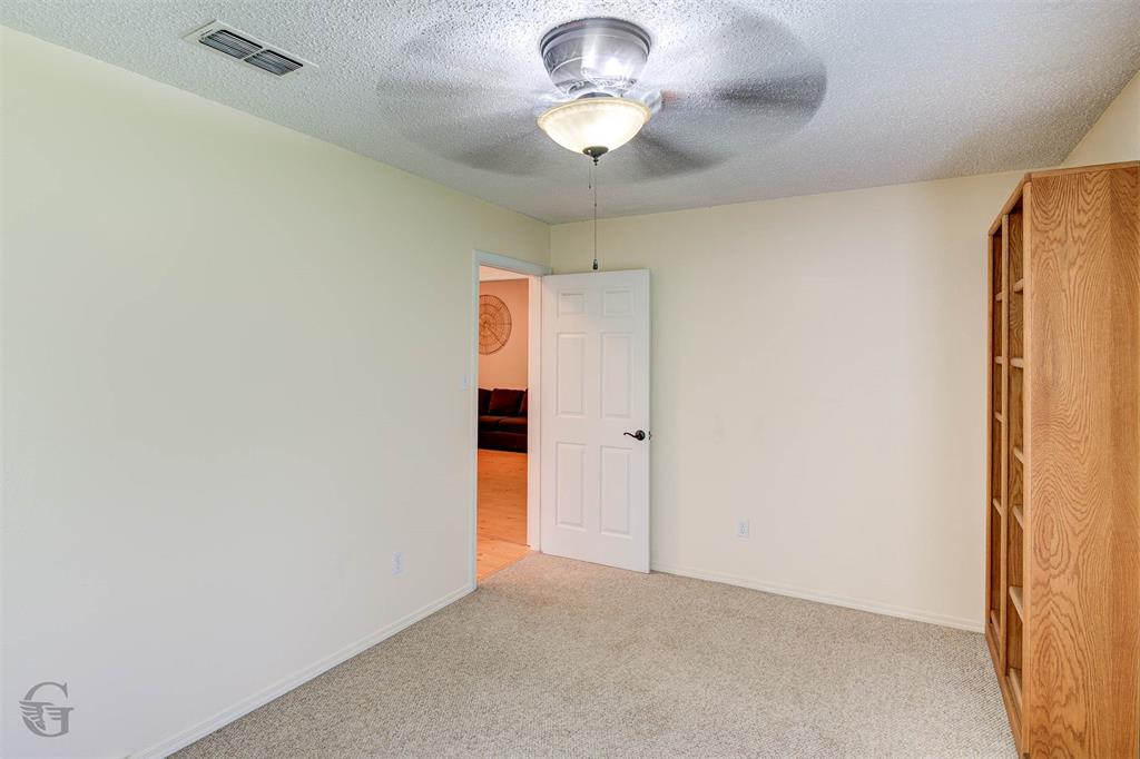 9248 Dawn Ridge Drive Property Photo 10
