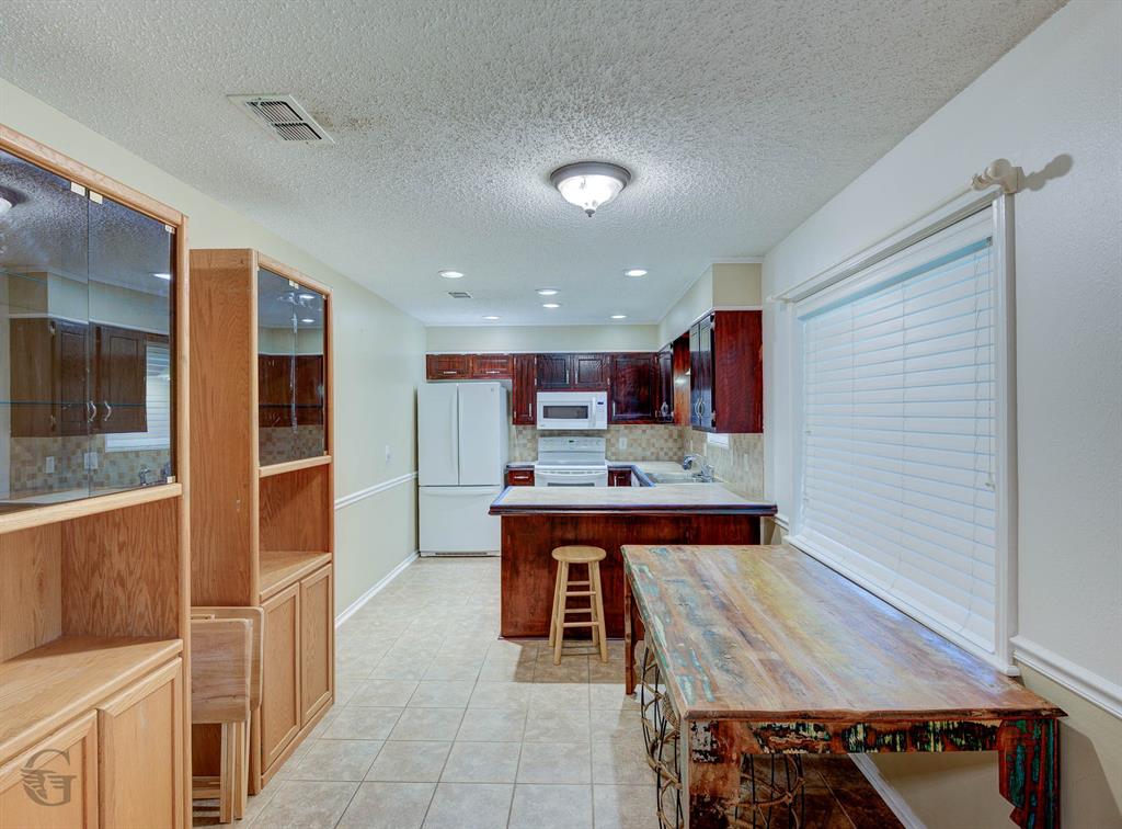 9248 Dawn Ridge Drive Property Photo 14