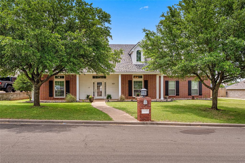 429 W Wall Street Property Photo 1