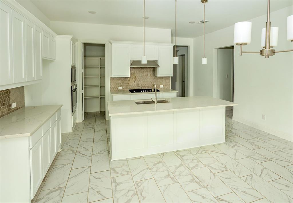4516 Hammerstein Boulevard Property Photo 5