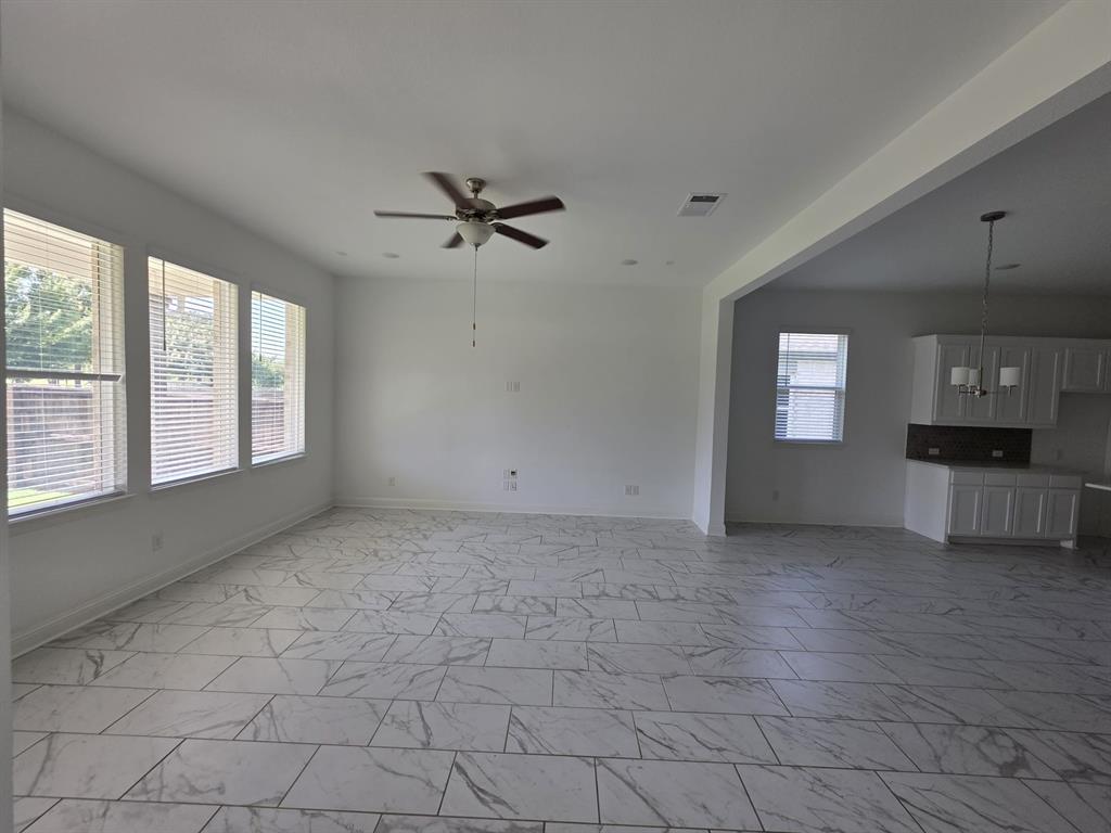 4516 Hammerstein Boulevard Property Photo 9