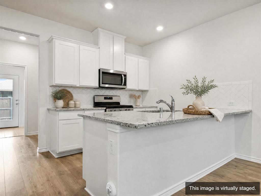 2700 Franklin Drive Property Photo 10