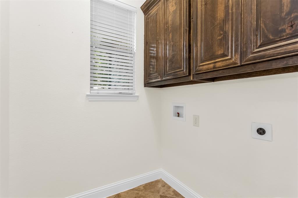 7604 Cindy Lane Property Photo 17